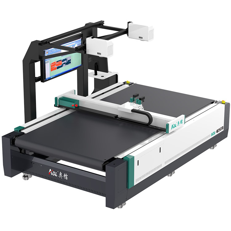 2CNC cutting machine.jpg